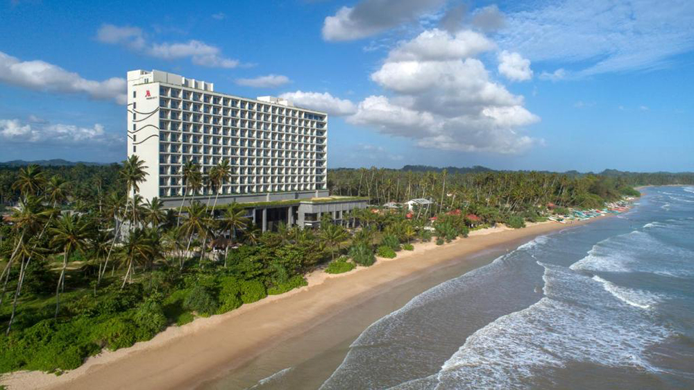 Отель Weligama Bay Marriott Resort Велигама